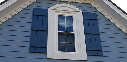 Which Is Better: Vinyl or Fiberglass Replacement Windows?