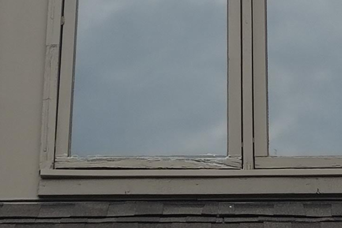 Rotting Wood Casement Windows Featured Image