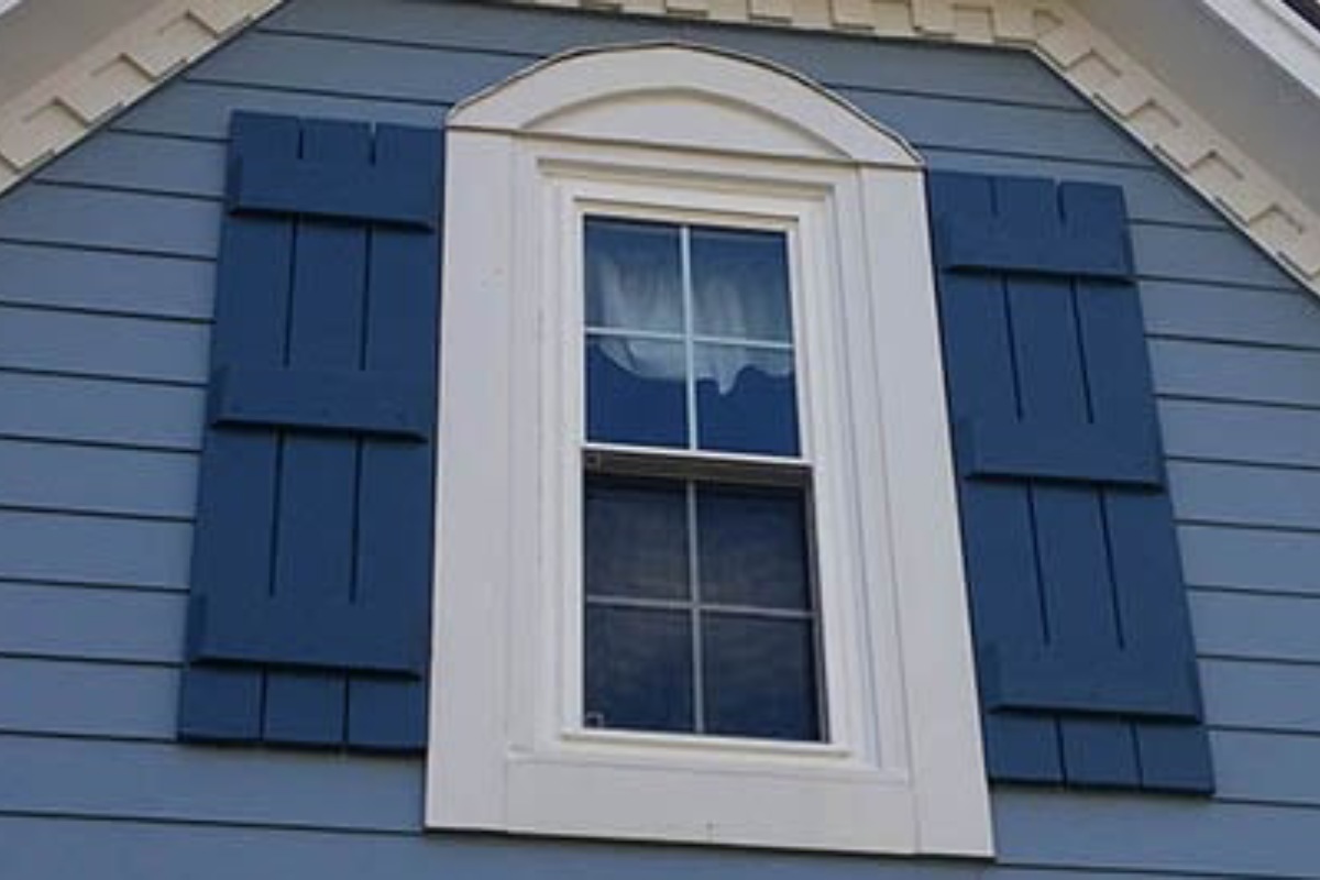 Which Is Better_ Vinyl or Fiberglass Replacement Windows_ Featured Image